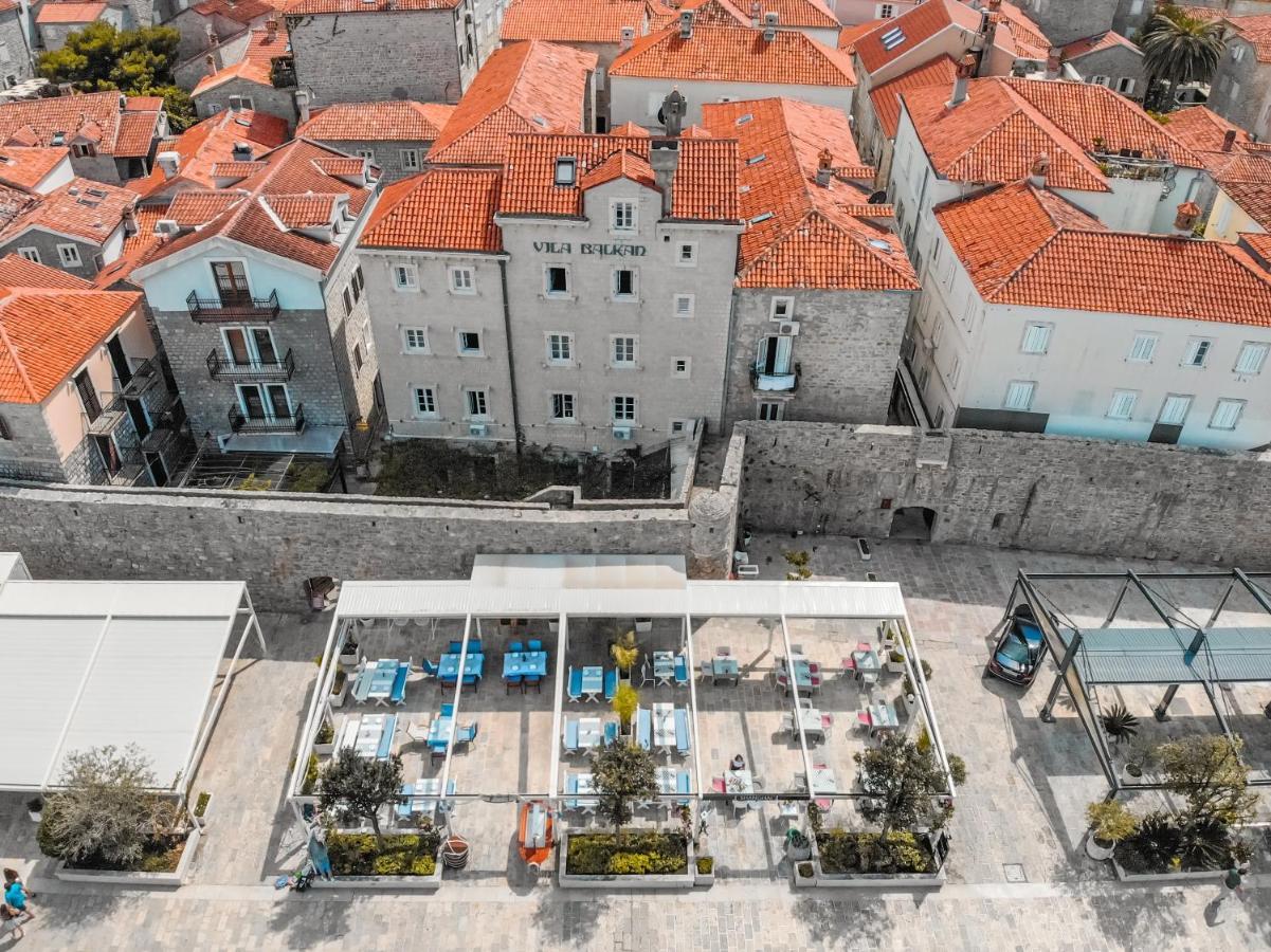 La Villa Boutique Hotel Budva Exterior photo